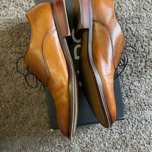 Aldo men Oxford lace up mens shoes : size 10